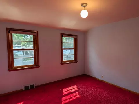 Bedroom - 616 S 9th St, Montevideo, MN 56265 photo 7 of 10