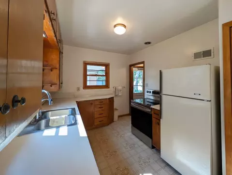 Kitchen - 616 S 9th St, Montevideo, MN 56265 photo 4 of 4