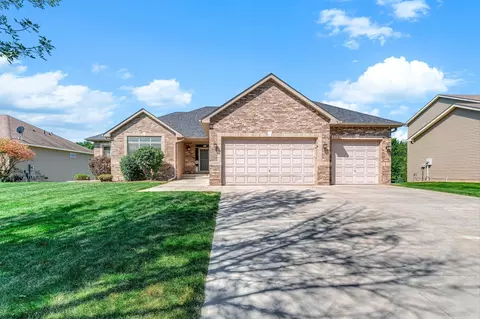 22633 Zion Pkwy NW, Bethel, MN 55005