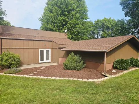 Exterior - 308 Cedar Ln, Montevideo, MN 56265 photo 4 of 4