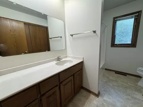Bath - 500 Deschepper St, Marshall, MN 56258 photo 1 of 4