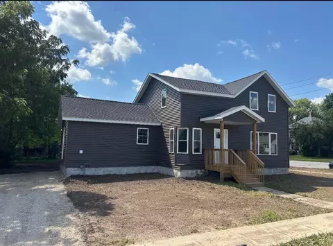 300 W Main St, Spring Valley, MN 55975