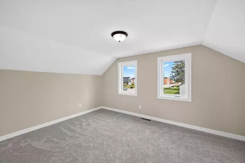 Bedroom - 300 W Main St, Spring Valley, MN 55975 photo 5 of 8