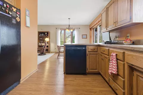 Kitchen - 13111 Timberlane Dr, Baxter, MN 56425 photo 4 of 4