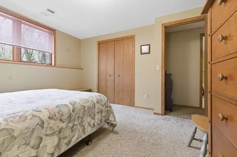 Bedroom - 13111 Timberlane Dr, Baxter, MN 56425 photo 7 of 9