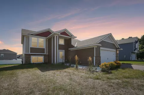 5323 397th St, North Branch, MN 55056
