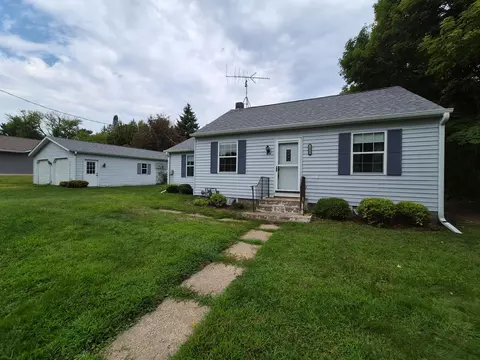 177 2nd Ave, Clear Lake, WI 54005