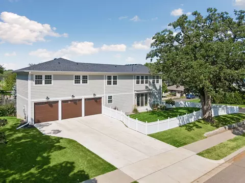 5944 Concord Ave, Edina, MN 55424