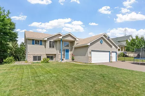 18566 96th Pl N, Maple Grove, MN 55311