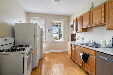 Kitchen - 1432 E 4th St, Duluth, MN 55805 photo 1 of 3