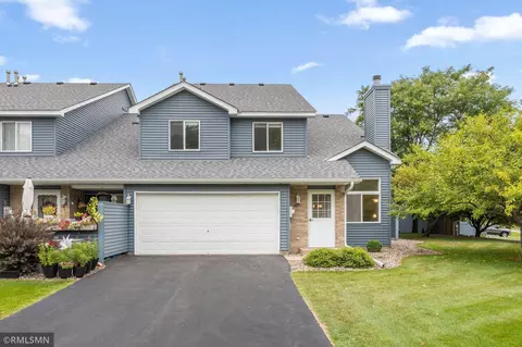 4831 Helena Ln N #1, Oakdale, MN 55128