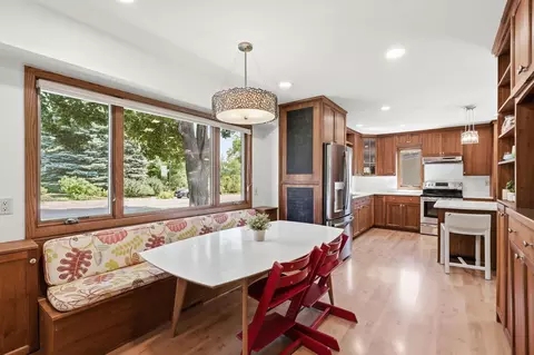 Kitchen - 29 Orme Ct, Saint Paul, MN 55116 photo 3 of 4