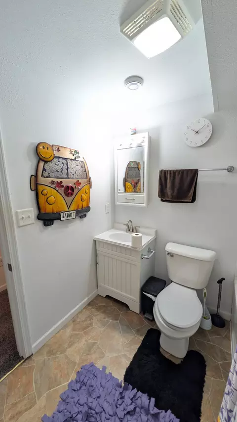 Bath - 510 5th St, Mapleton, ND 58059 photo 3 of 3