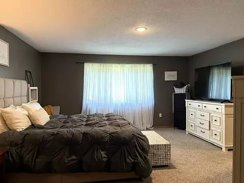 Bedroom - 710 20th St, Windom, MN 56101 photo 2 of 6