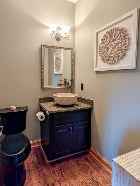 Bath - 546 White Pine Way, Eagan, MN 55123 photo 1 of 4