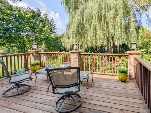 Exterior - 546 White Pine Way, Eagan, MN 55123 photo 7 of 11