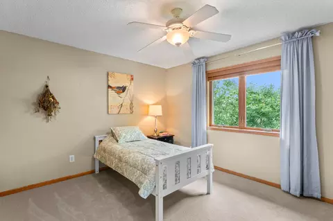 Bedroom - 546 White Pine Way, Eagan, MN 55123 photo 7 of 9
