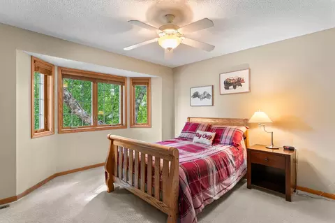 Bedroom - 546 White Pine Way, Eagan, MN 55123 photo 4 of 9