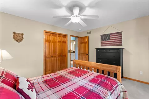 Bedroom - 546 White Pine Way, Eagan, MN 55123 photo 5 of 9
