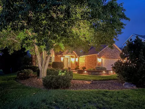 Exterior - 546 White Pine Way, Eagan, MN 55123 photo 9 of 11