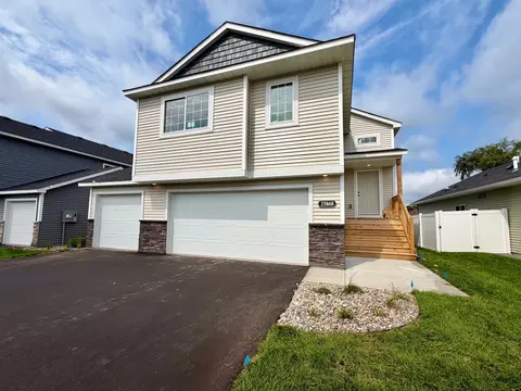 25868 Emerson Ct, Wyoming, MN 55092