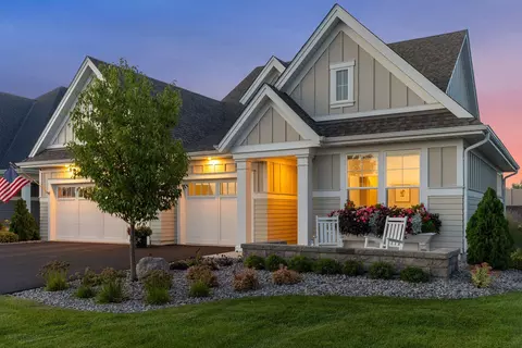 6280 Bluebell Ln, Chaska, MN 55318