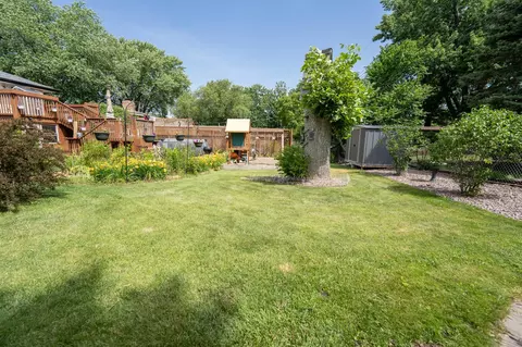 6331 Monroe St NE, Fridley, MN 55432