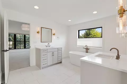 Bath - 6029 Abbott Ave S, Edina, MN 55410 photo 2 of 8