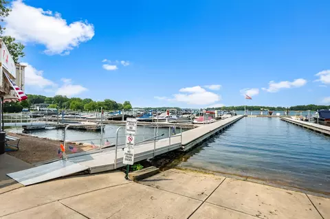 5565 Howards Point Rd, Shorewood, MN 55331 photo 9