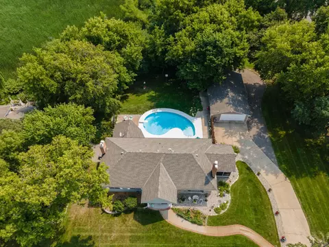 5565 Howards Point Rd, Shorewood, MN 55331 photo 5