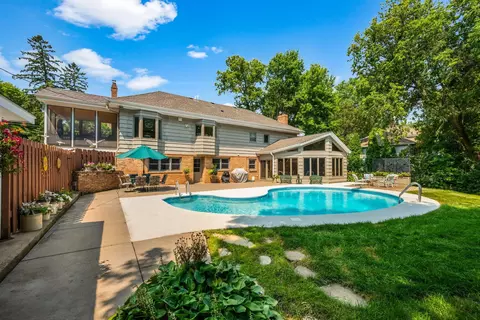 5565 Howards Point Rd, Shorewood, MN 55331 photo 7