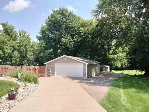 5565 Howards Point Rd, Shorewood, MN 55331 photo 6