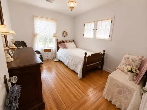 Bedroom - 1244 6th Ave N, Windom, MN 56101 photo 7 of 8