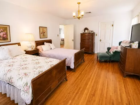 Bedroom - 1244 6th Ave N, Windom, MN 56101 photo 5 of 8