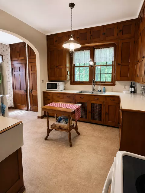 Kitchen - 1244 6th Ave N, Windom, MN 56101 photo 1 of 4