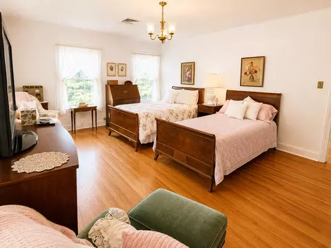 Bedroom - 1244 6th Ave N, Windom, MN 56101 photo 6 of 8