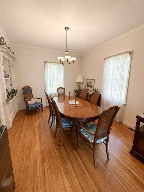 Dining - 1244 6th Ave N, Windom, MN 56101 photo 1 of 2