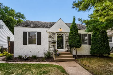 4144 Salem Ave S, Saint Louis Park, MN 55416