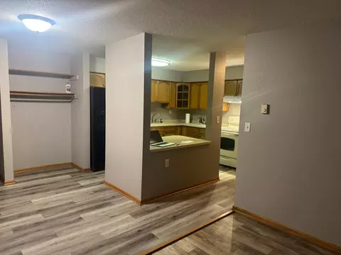 221 Grand Ave W #306, South Saint Paul, MN 55075