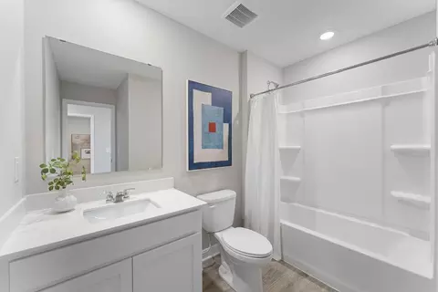 Bath - 1966 Aztec Ave, Shakopee, MN 55379 photo 2 of 2