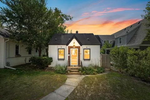 1284 Juno Ave, Saint Paul, MN 55116