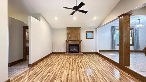 Living - 910 N 5th St, Montevideo, MN 56265 photo 4 of 9