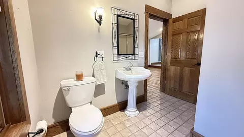 Bath - 910 N 5th St, Montevideo, MN 56265 photo 2 of 11