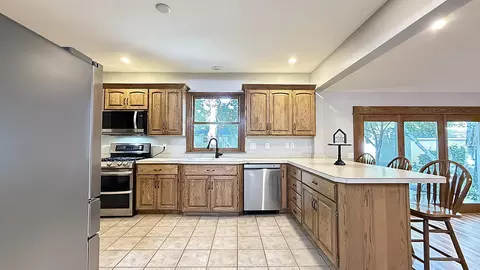 Kitchen - 910 N 5th St, Montevideo, MN 56265 photo 1 of 6
