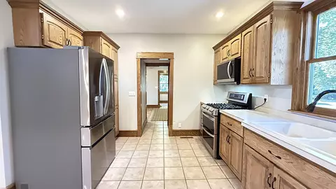 Kitchen - 910 N 5th St, Montevideo, MN 56265 photo 3 of 6