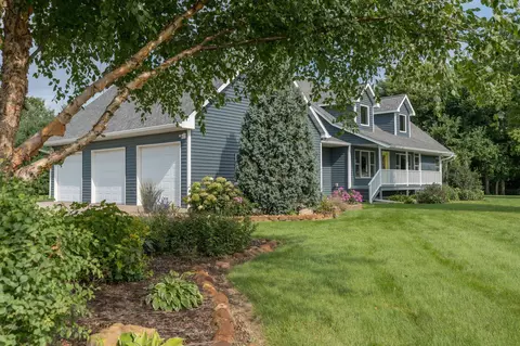18500 510th Ave, Lake Crystal, MN 56055