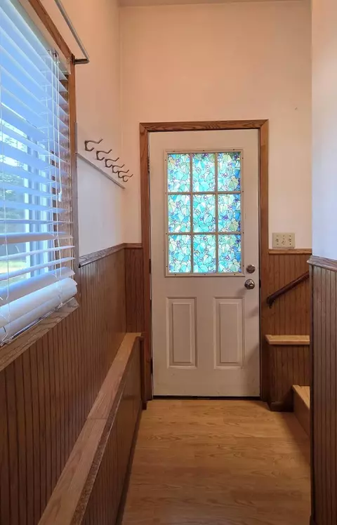 Entry Way - 109 5th St, Kathryn, ND 58049 photo 5 of 6