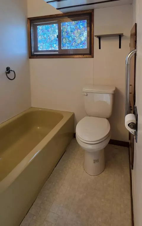 Bath - 109 5th St, Kathryn, ND 58049 photo 3 of 5