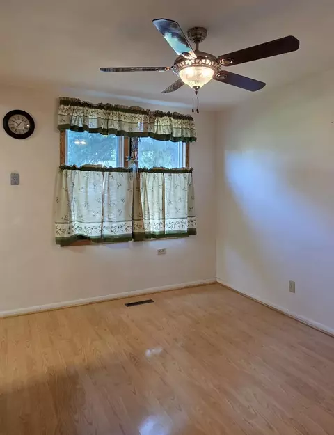 Bedroom - 109 5th St, Kathryn, ND 58049 photo 2 of 11