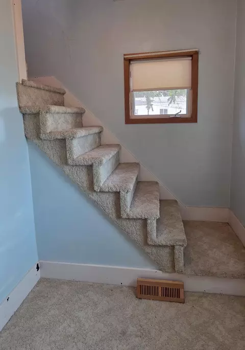 Entry Way - 109 5th St, Kathryn, ND 58049 photo 2 of 6